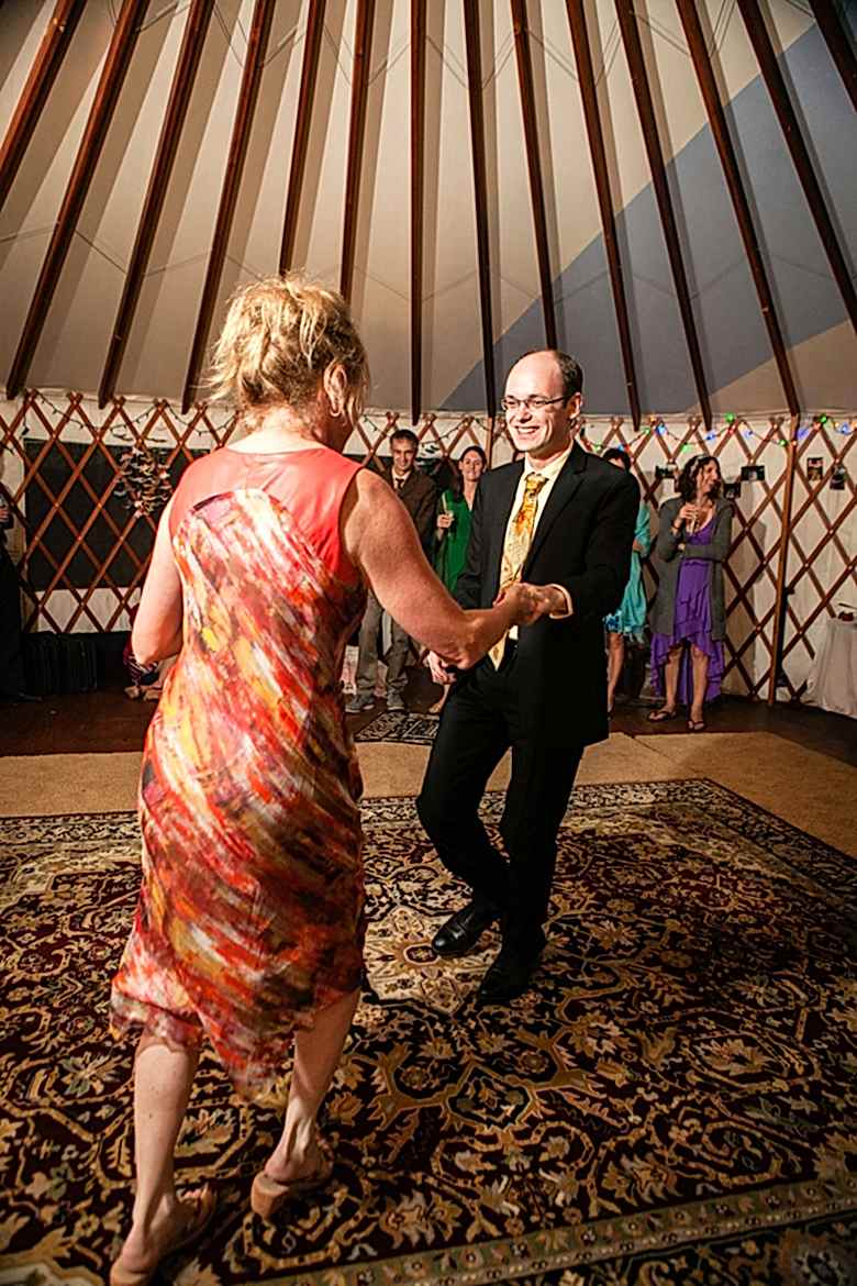 Yurt Wedding | A Practical Wedding (31)