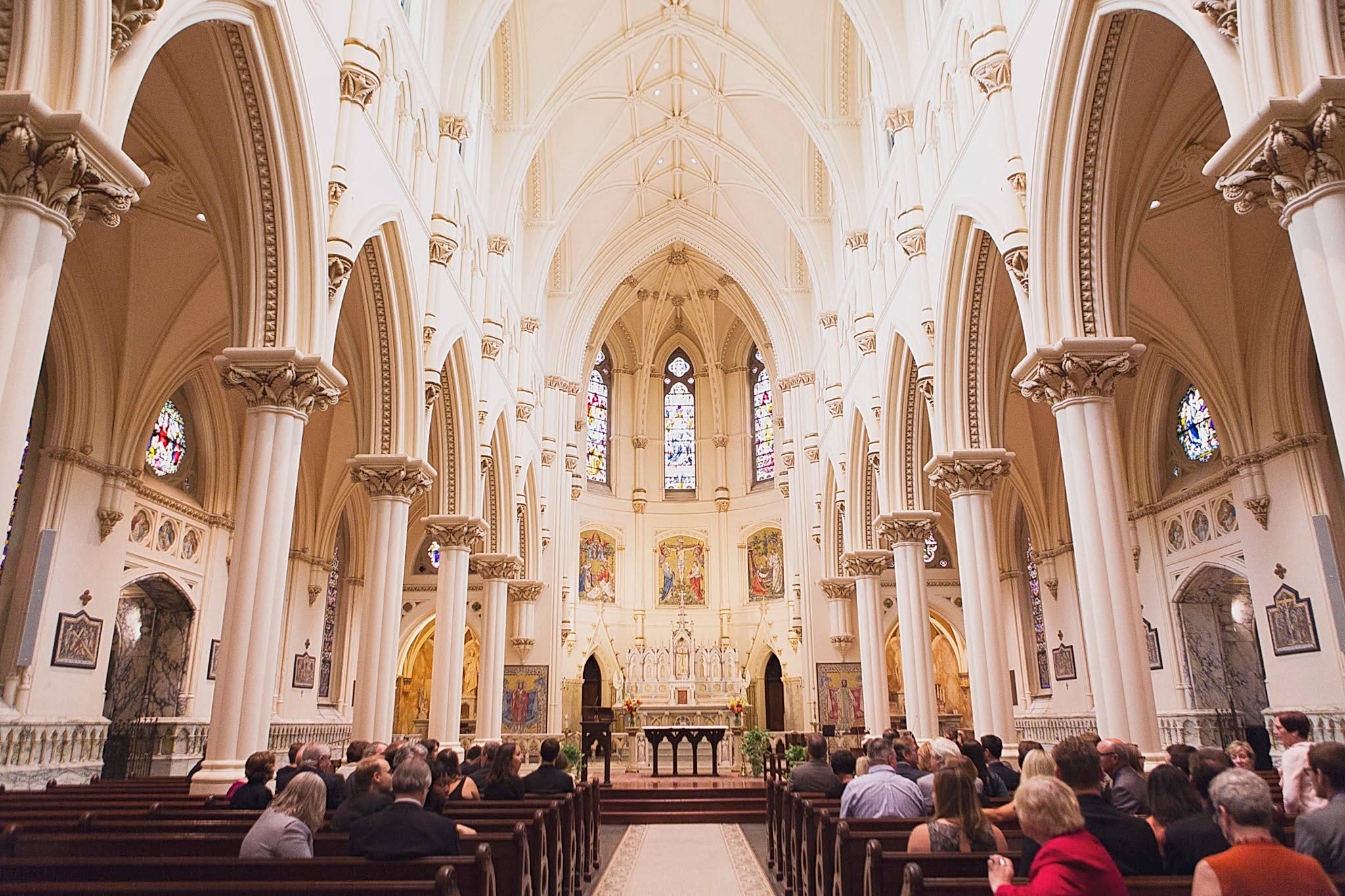 April & Scott's Gorgeous Catholic Church Wedding | A Practical Wedding (5)