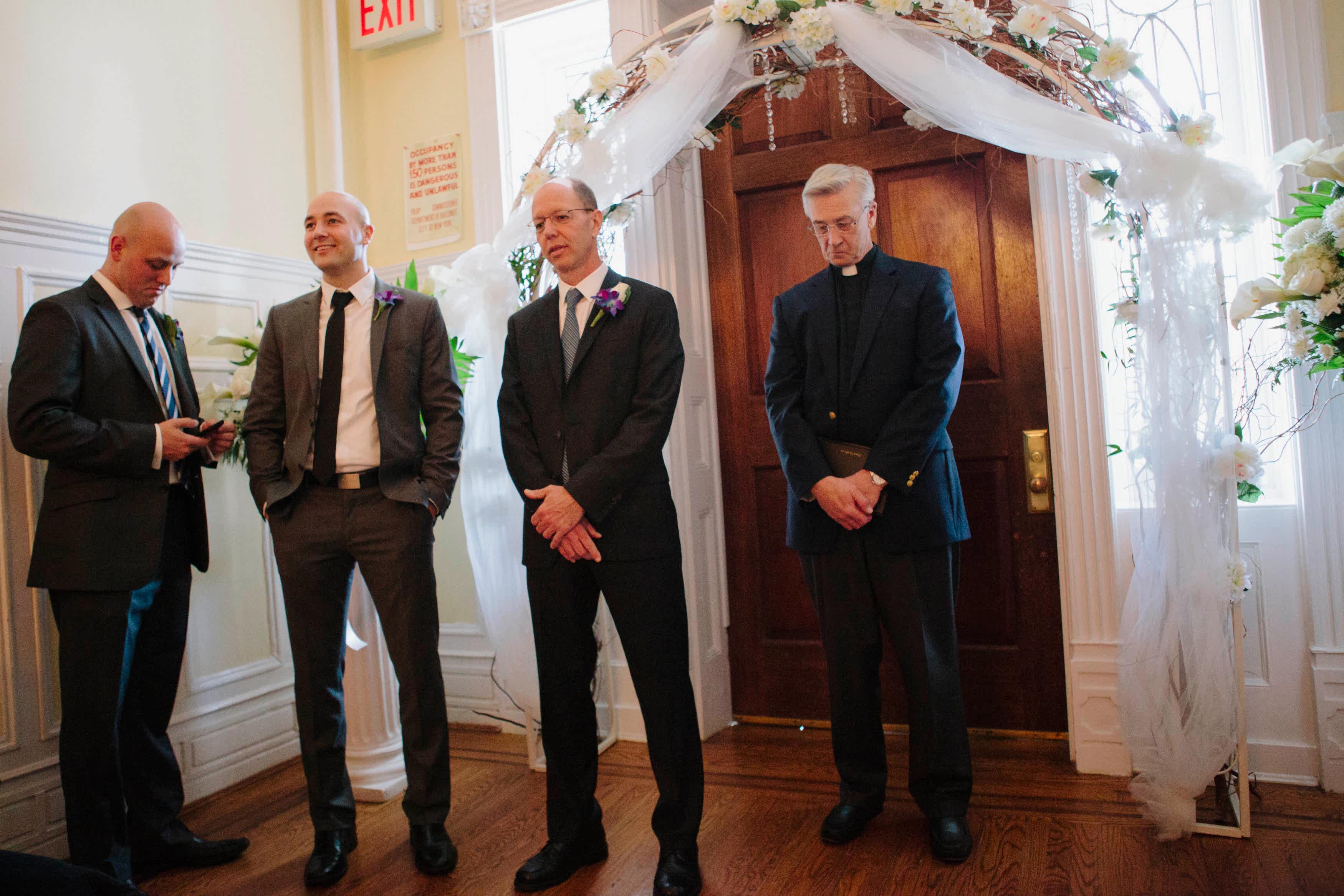 How We: Planned a $6,500 Restaurant Wedding in Queens, NY | A Practical Wedding (27)