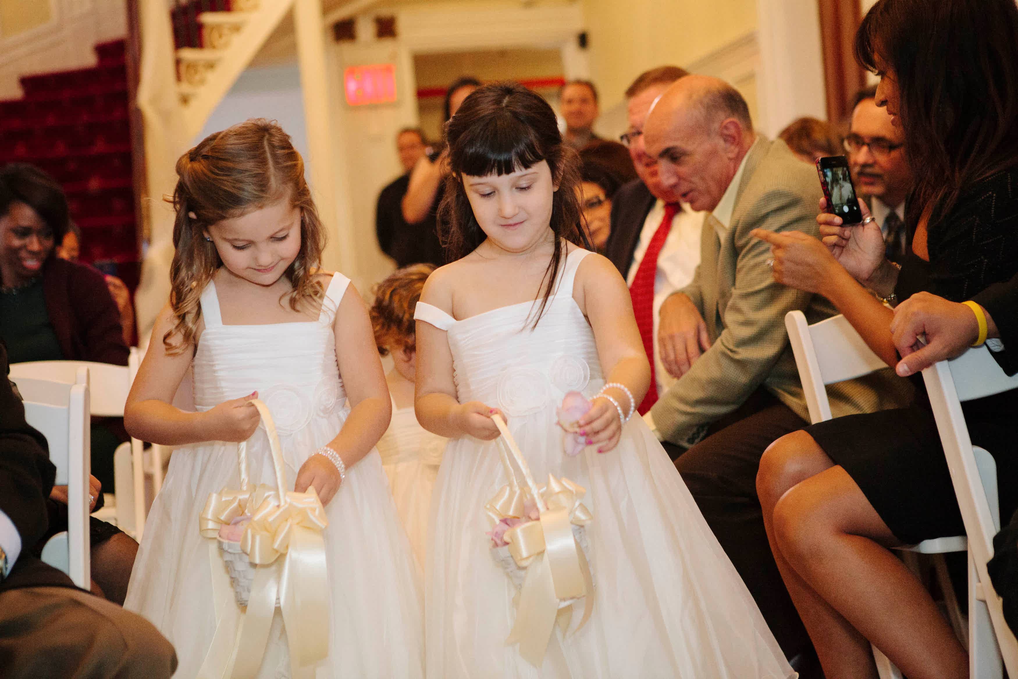 How We: Planned a $6,500 Restaurant Wedding in Queens, NY | A Practical Wedding (26)