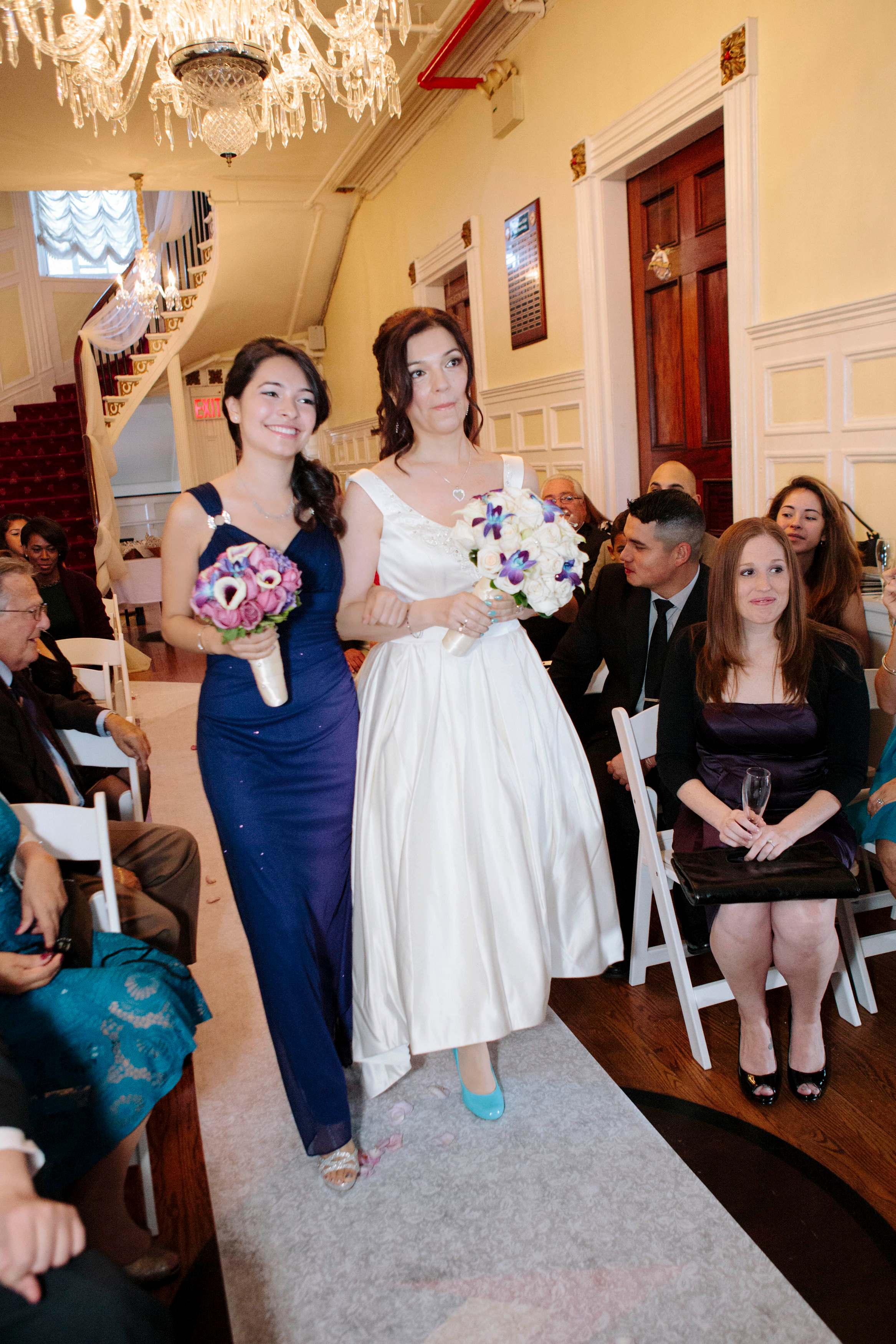 How We: Planned a $6,500 Restaurant Wedding in Queens, NY | A Practical Wedding (25)