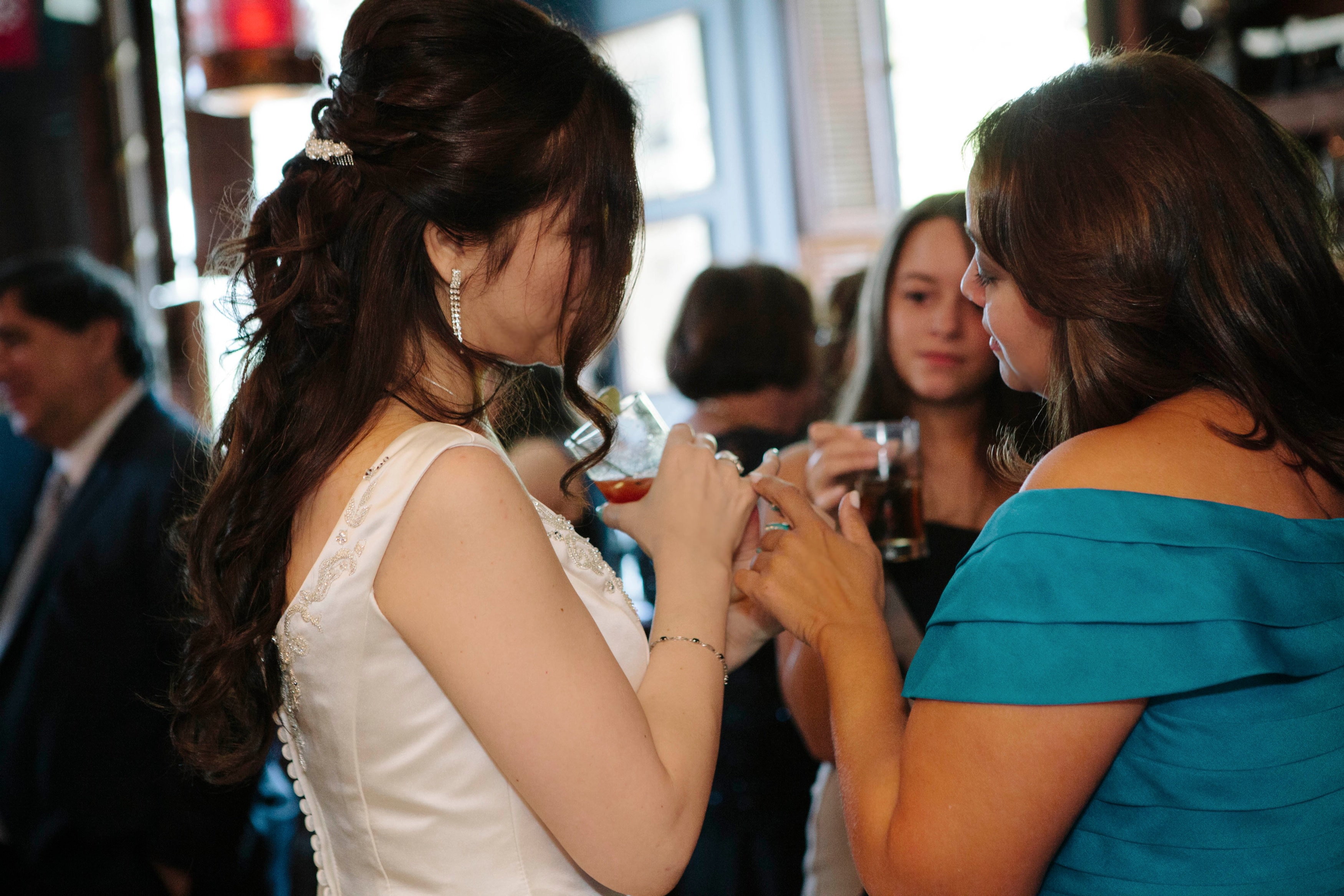 How We: Planned a $6,500 Restaurant Wedding in Queens, NY | A Practical Wedding (12)