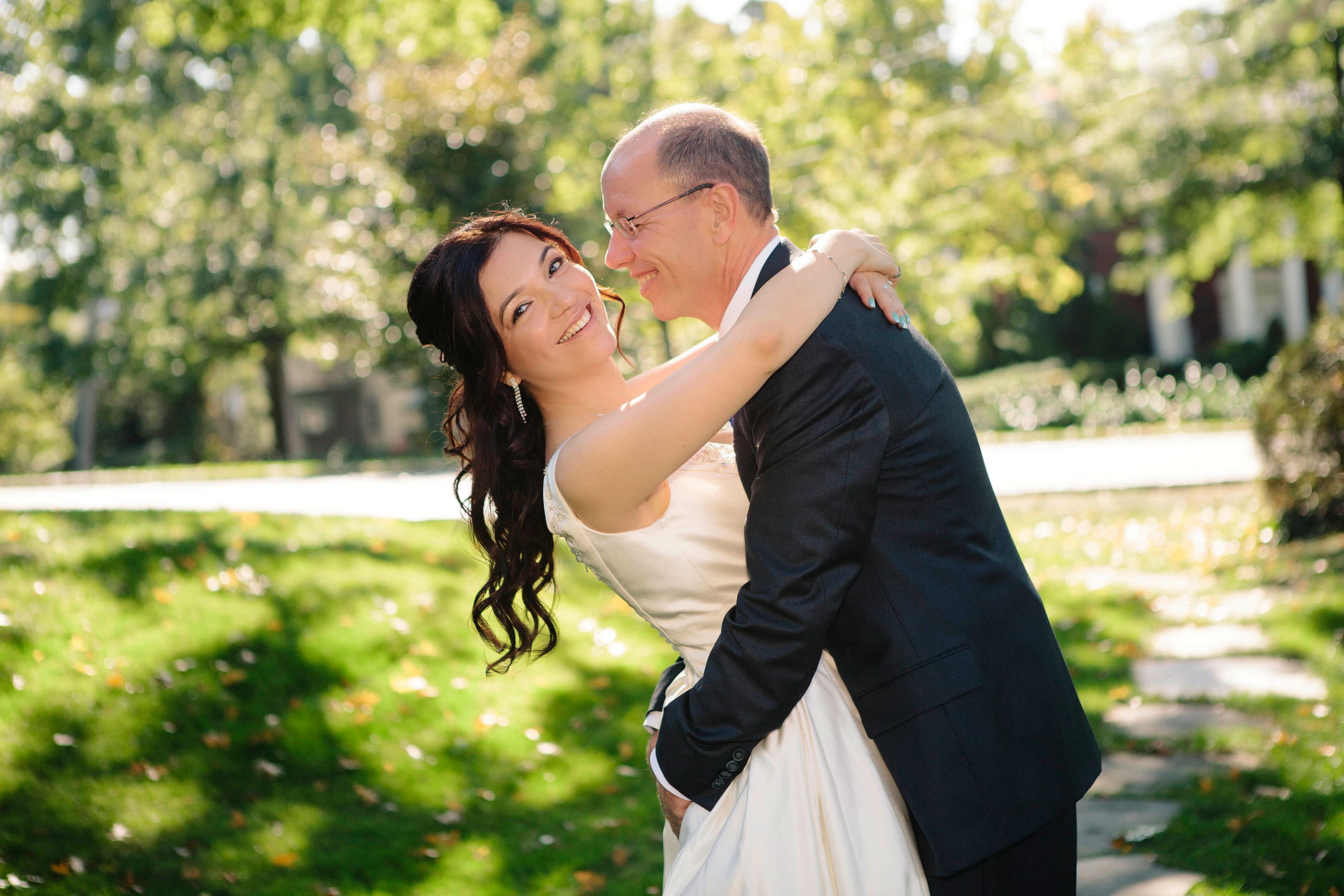 How We: Planned a $6,500 Restaurant Wedding in Queens, NY | A Practical Wedding (10)
