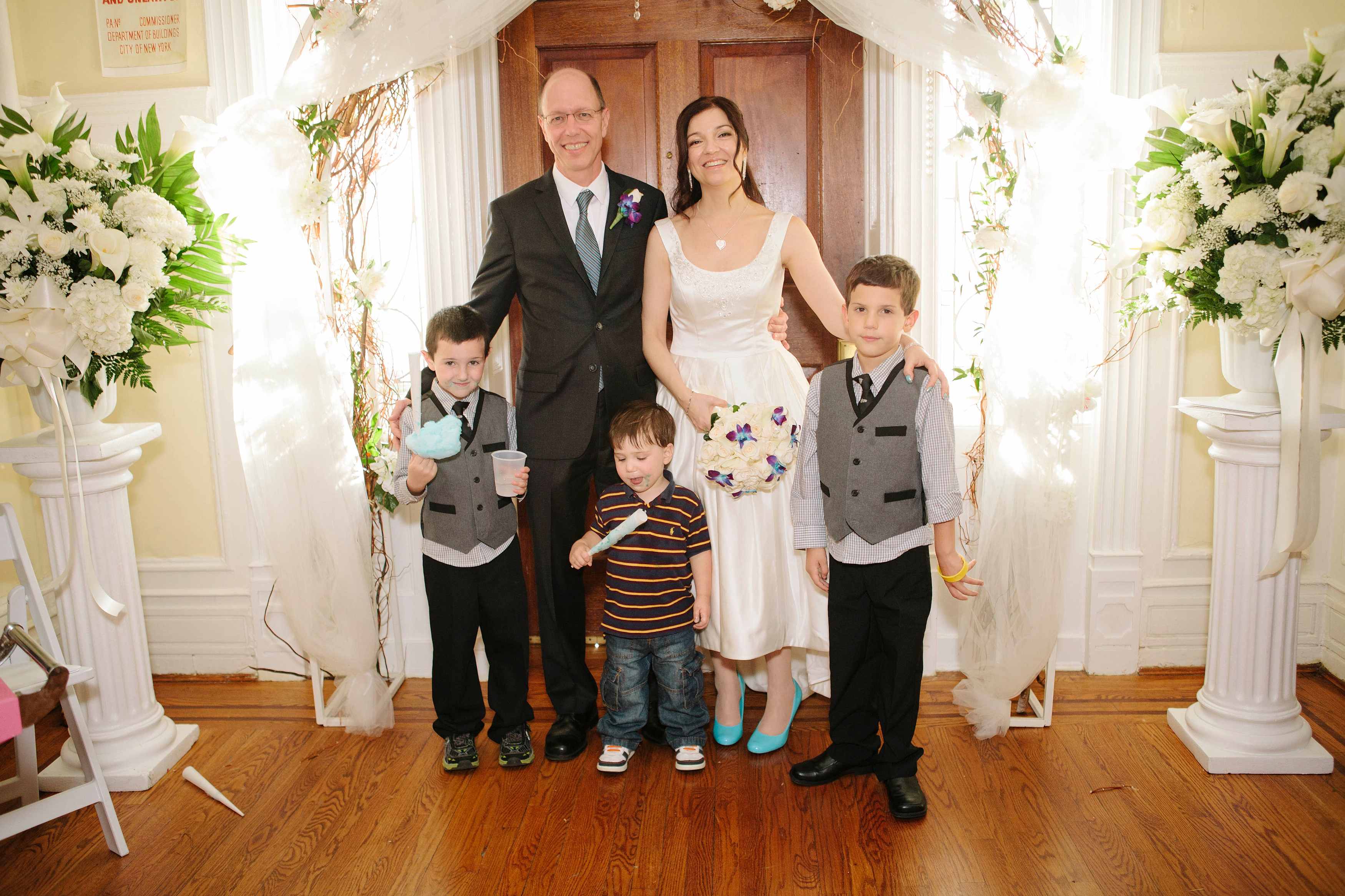 How We: Planned a $6,500 Restaurant Wedding in Queens, NY | A Practical Wedding (7)