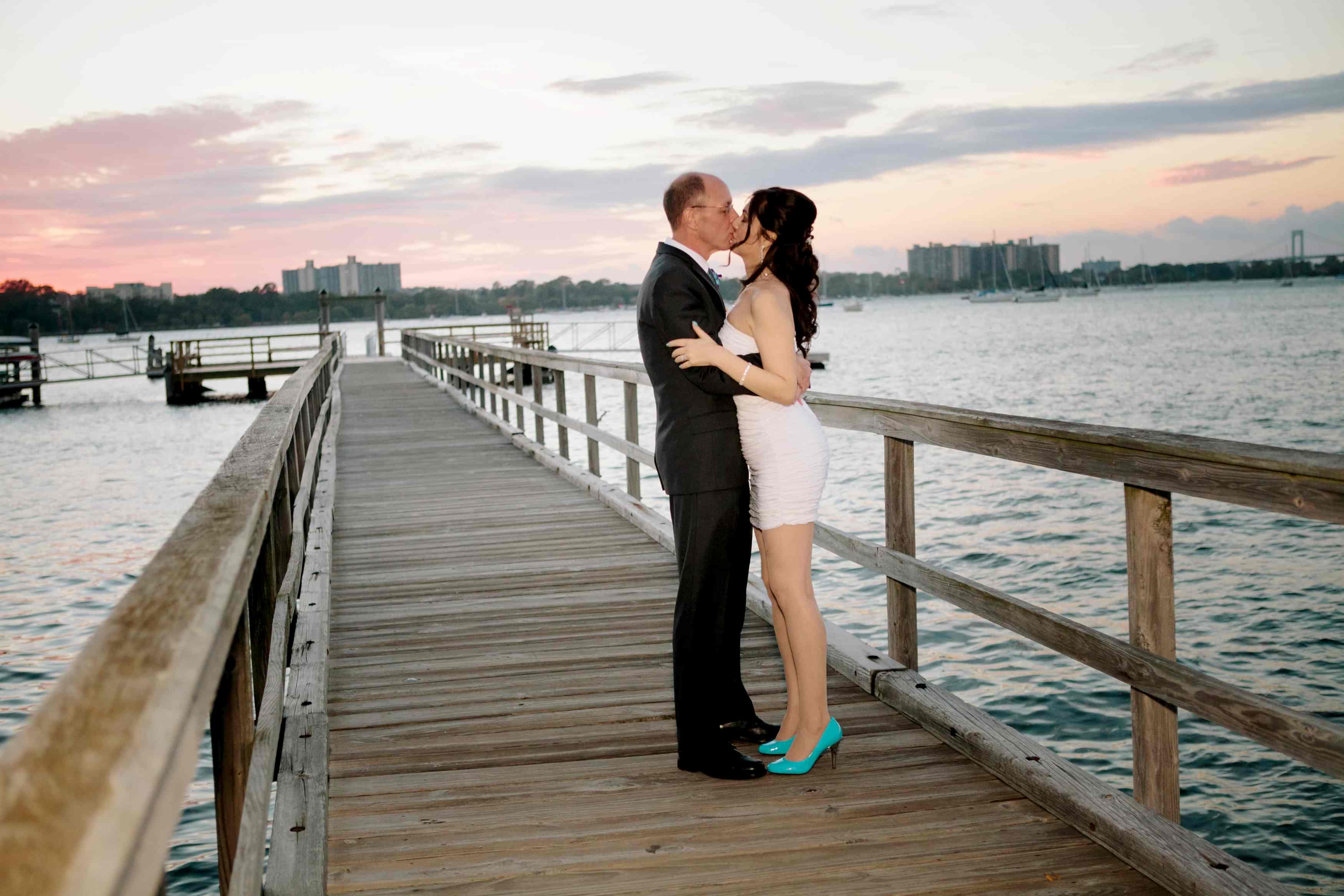 How We: Planned a $6,500 Restaurant Wedding in Queens, NY | A Practical Wedding (2)