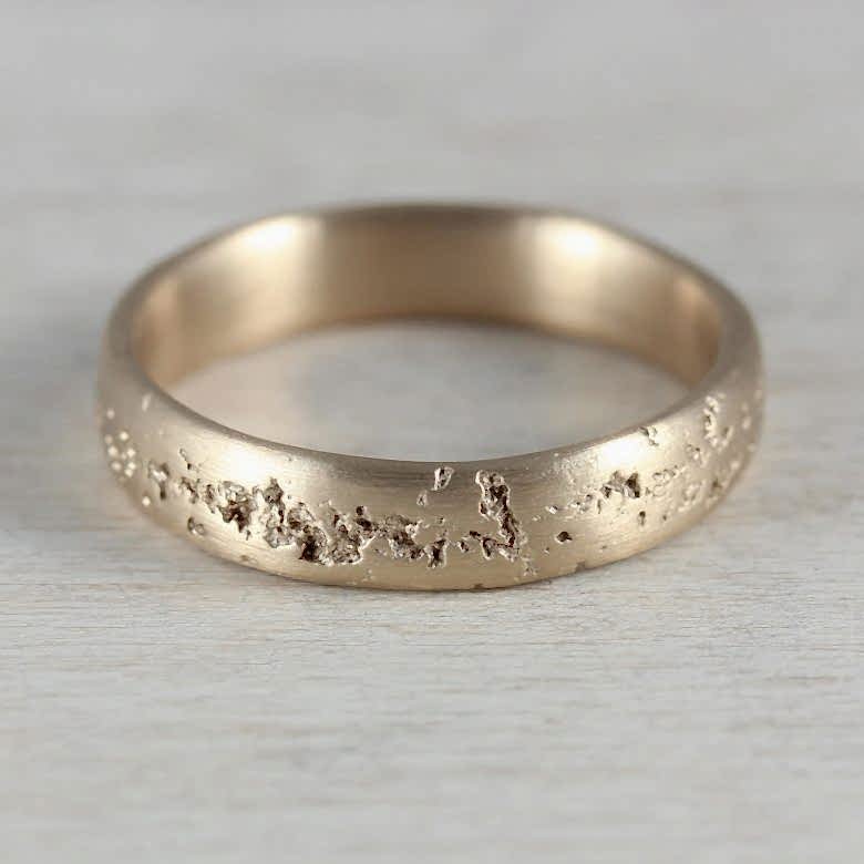 4mm Concrete 14k yellow Gold Women's Band-1