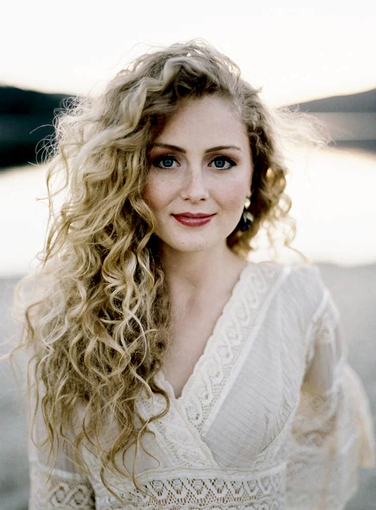 Curly Hair Bridal