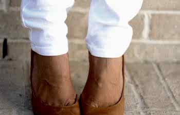 Nude Wedding Shoes When You're Biracial | APW (12)