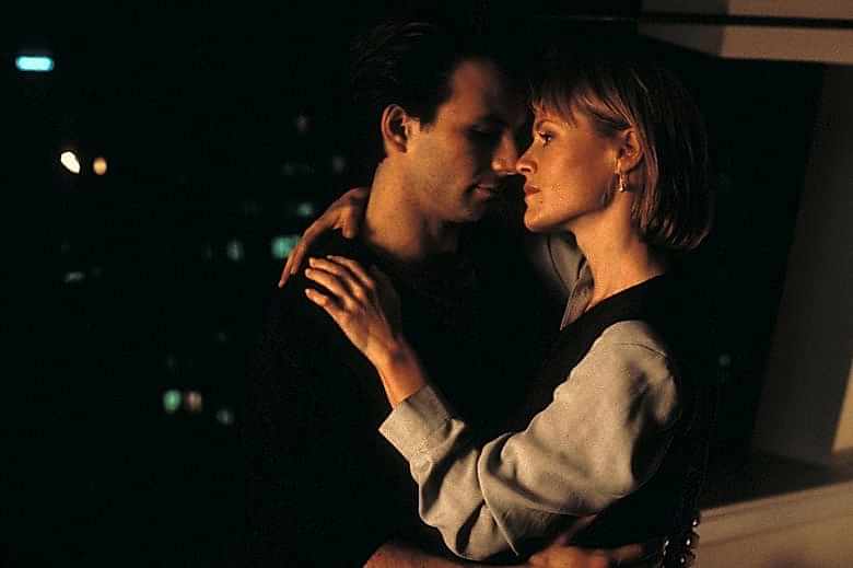 still-of-christian-slater-and-mary-stuart-masterson-in-bed-of-roses-(1996)-large-picture