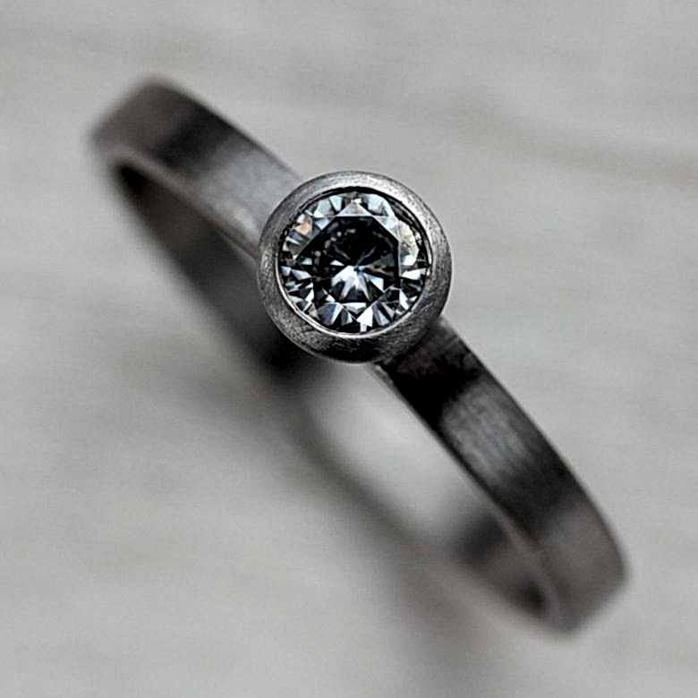 4mm_Moissanite_Palladium_Delicate_Subtle_Engagement_Ring
