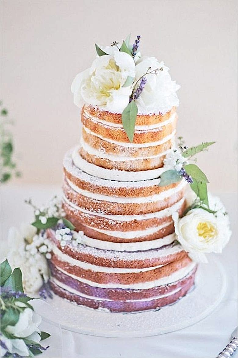 ombre cake with white flowers