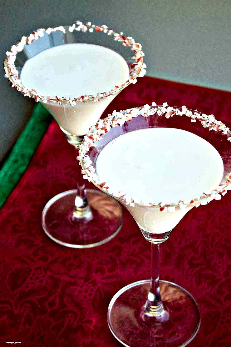 white-chocoltae-peppermint-mocktini-4-1