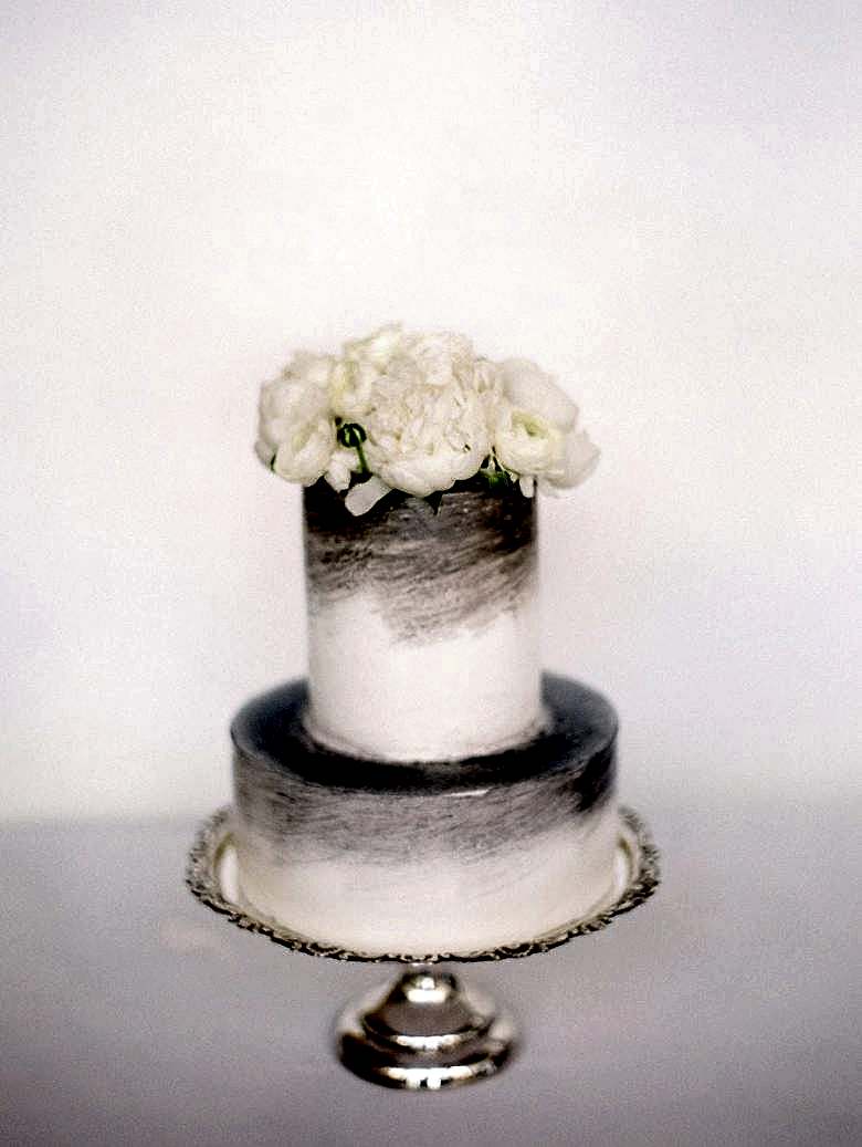 gray ombre wedding cake