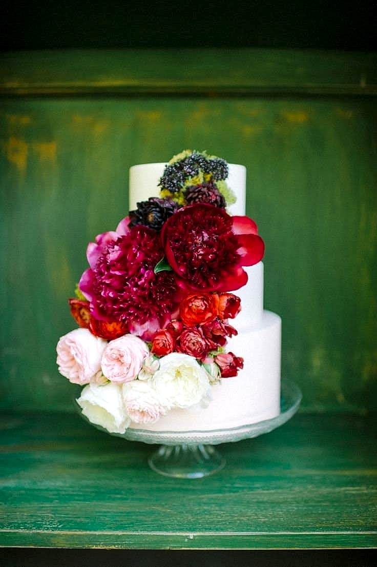 floral wedding cake