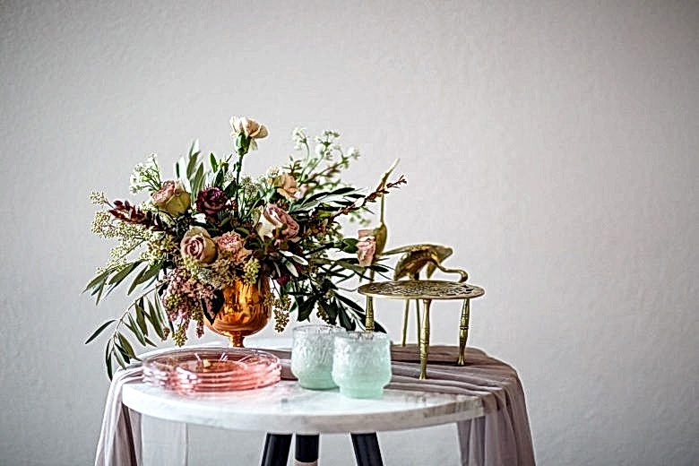 alternative WOC styled wedding shoot