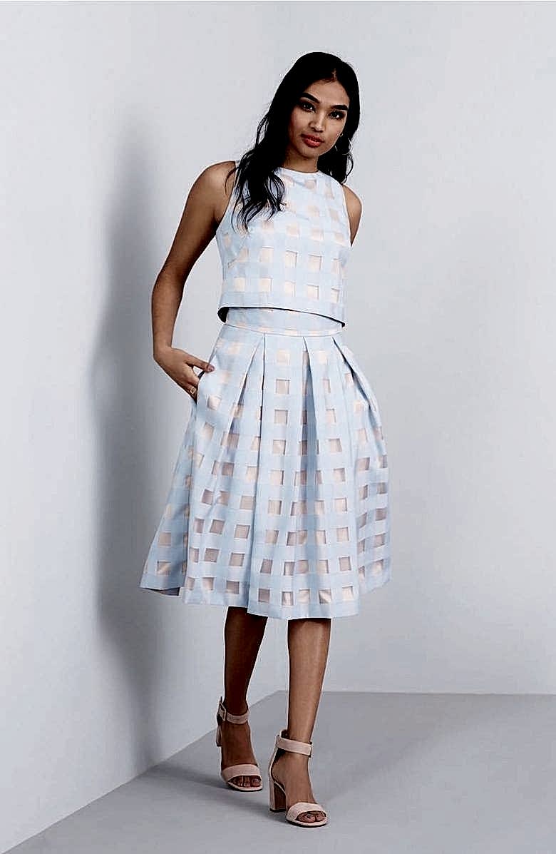 hip nursing friendly dresses