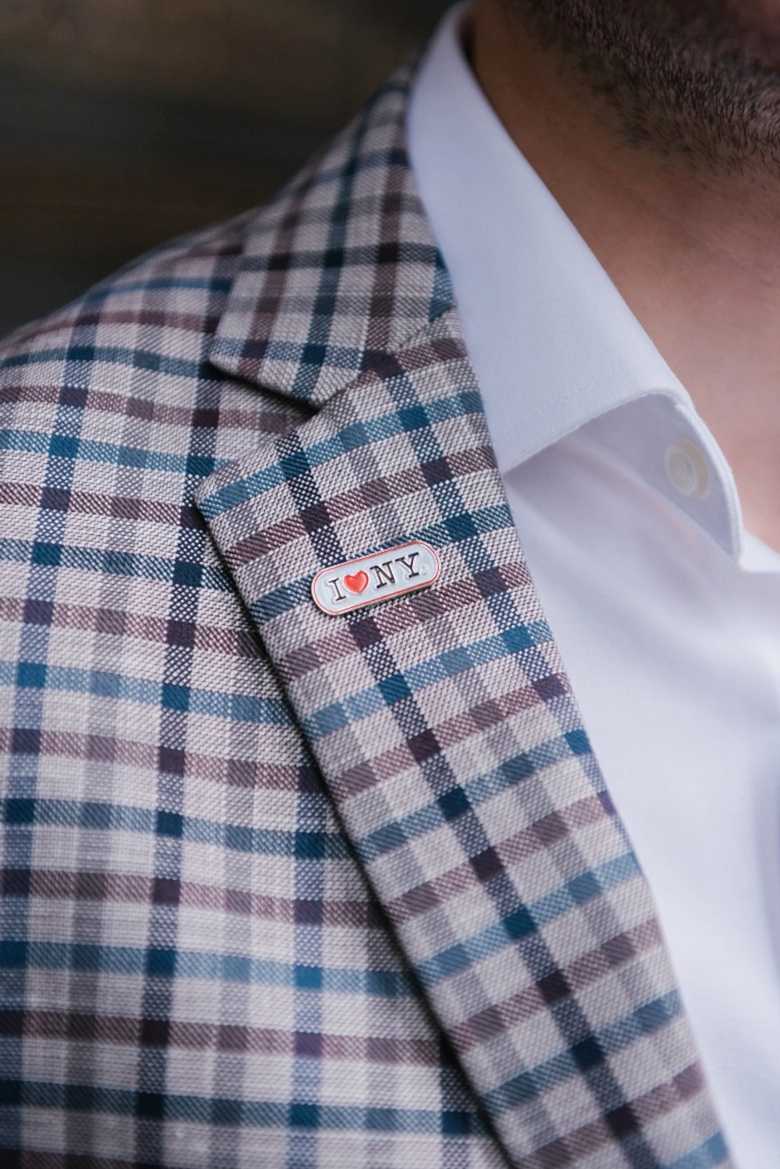 Groom's I love NY lapel pin