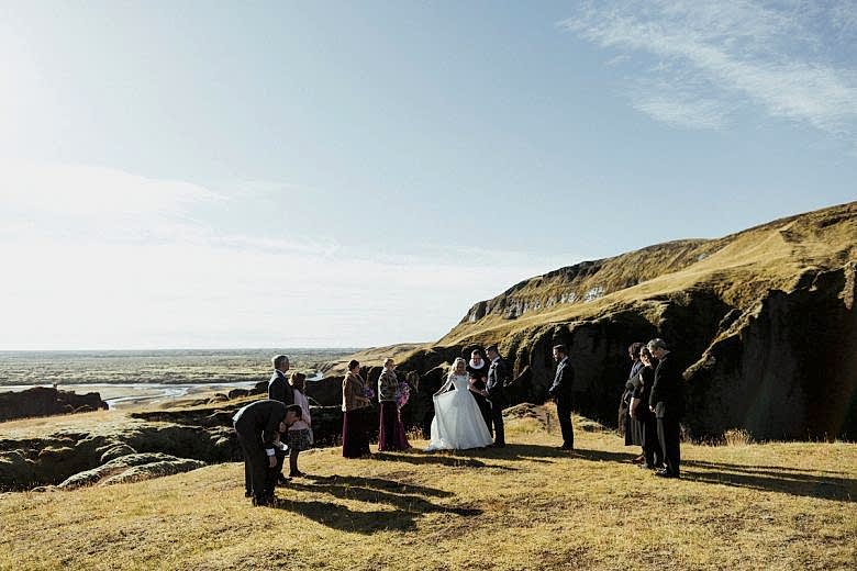 Wedding ceremony in Fjaðrárgljúfur