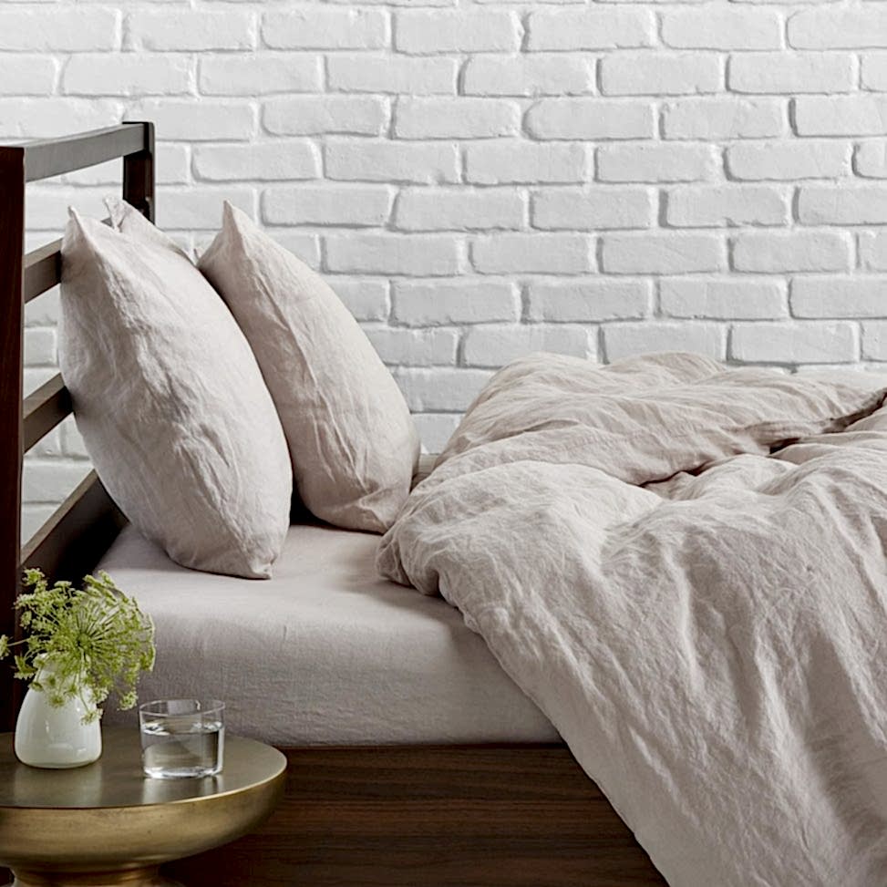 PARACHUTE › Linen 3-Piece Duvet Set