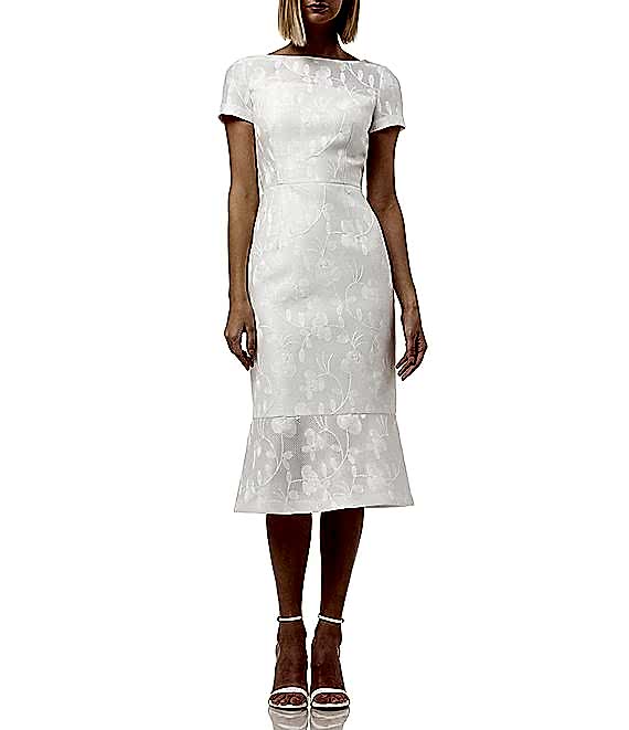 A modern fit wedding dress