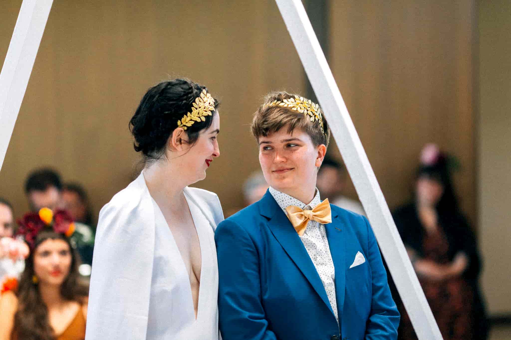 kitten happy hour wedding 