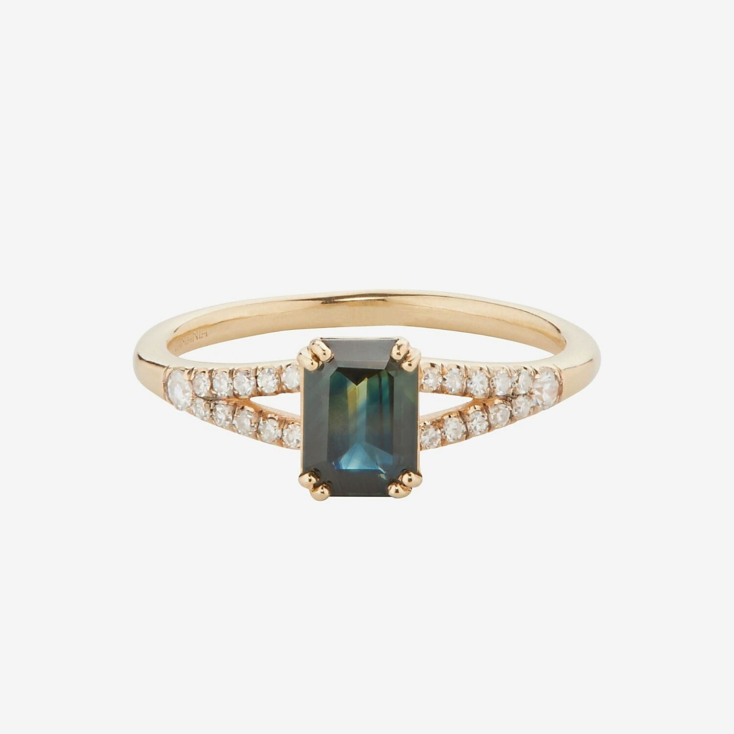 emerald cut sapphire ring