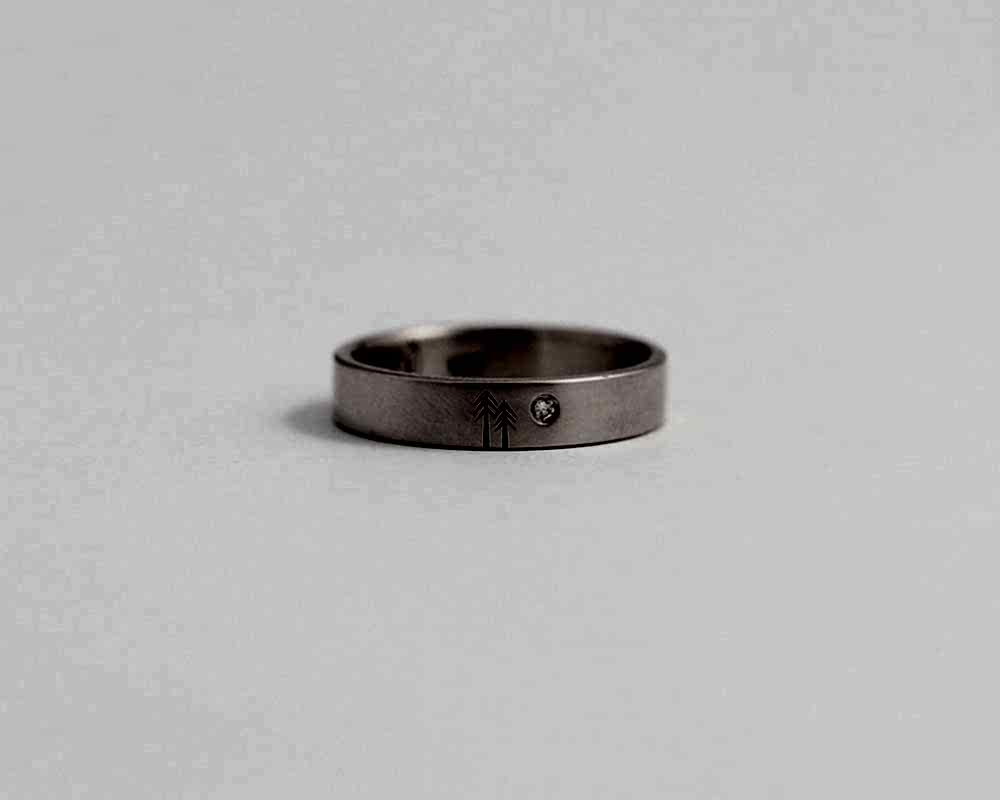tree engraved band