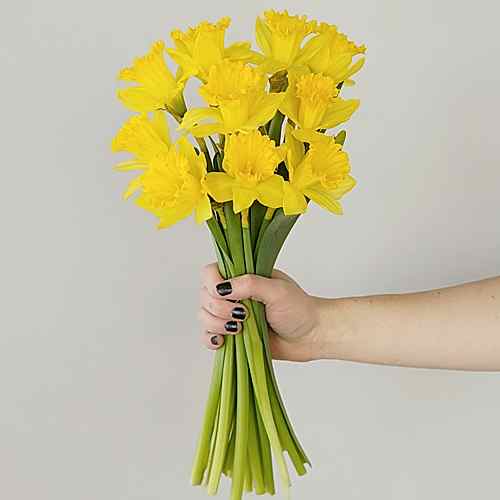 yellow wedding flowers